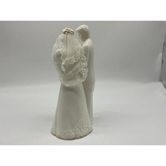 San Francisco Music Box Company Vintage Musical Bride & Groom Porcelain Collecti - Picture 11 of 15
